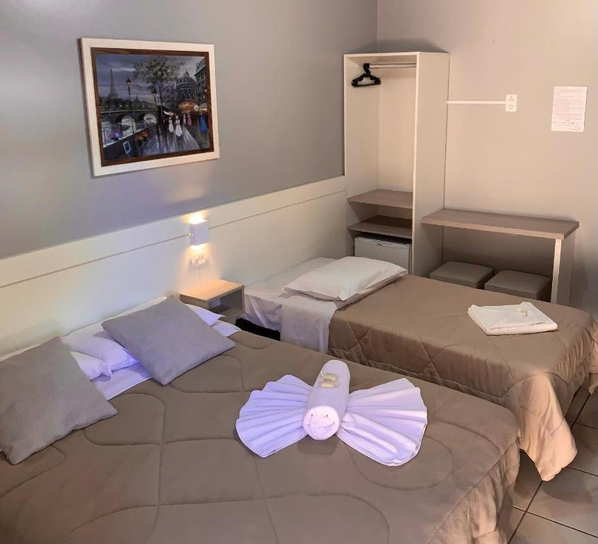 Quarto Triplo da Pousada Bello Outono